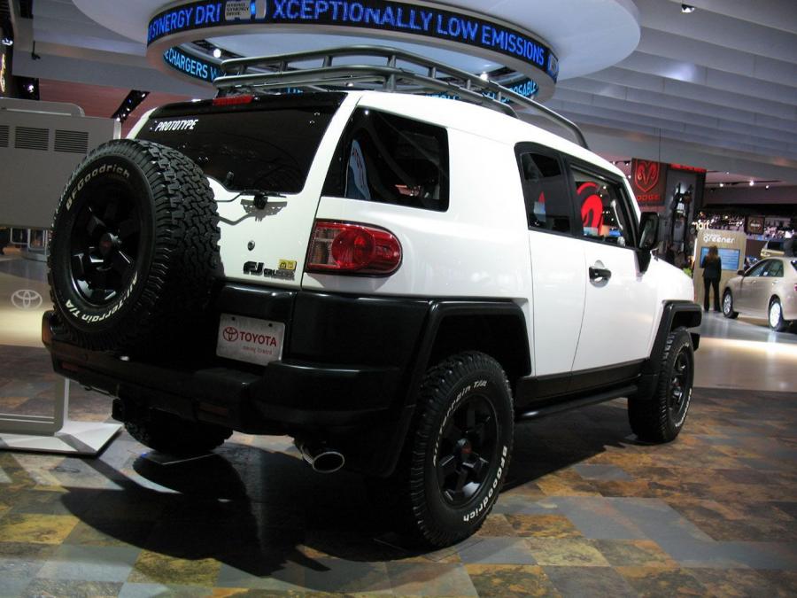  Toyota FJ Cruiser Trail Teams Edition 2008 года  (фото 11 из 20)